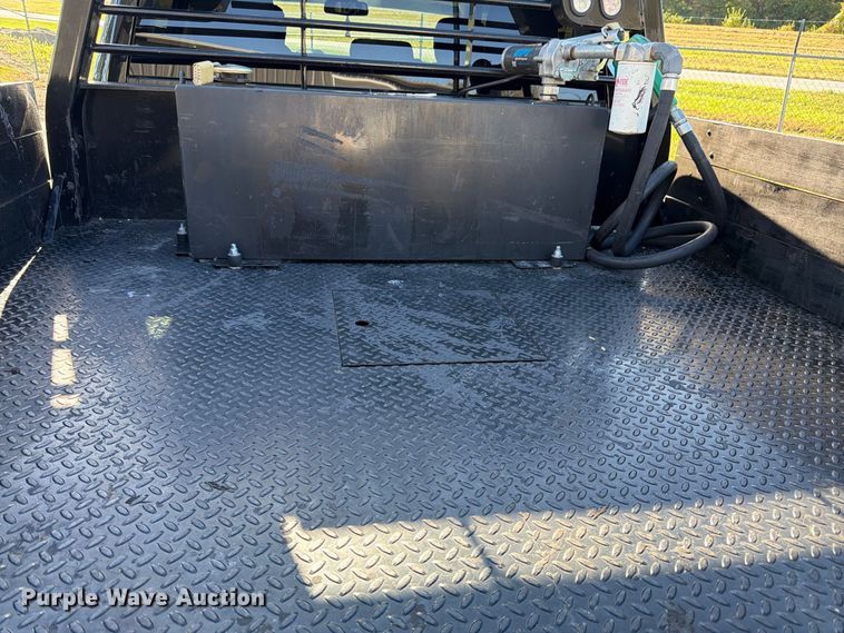 image for item DT3049 2018 RAM 2500 Crew Cab flatbed pickup truck
