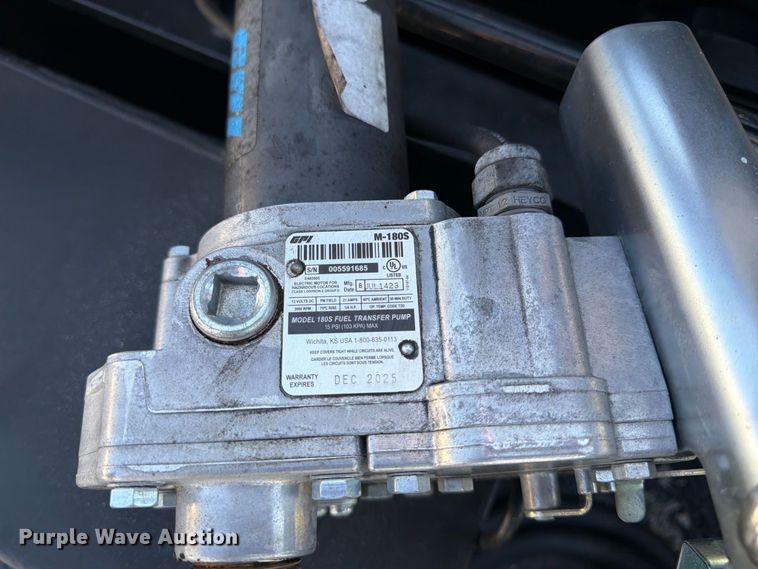 image for item DT3049 2018 RAM 2500 Crew Cab flatbed pickup truck