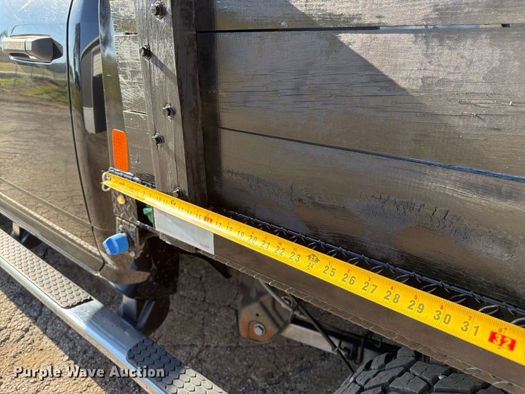 image for item DT3049 2018 RAM 2500 Crew Cab flatbed pickup truck