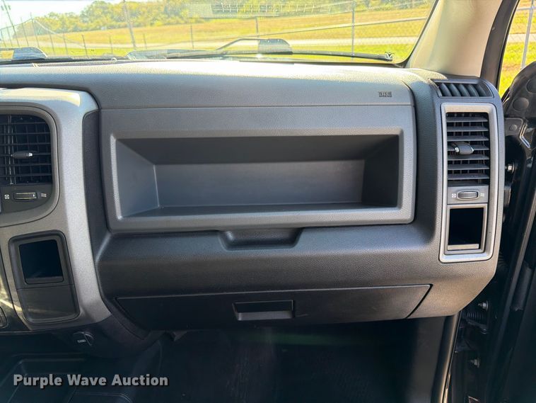 image for item DT3049 2018 RAM 2500 Crew Cab flatbed pickup truck