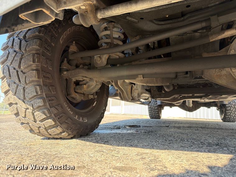 image for item DT3049 2018 RAM 2500 Crew Cab flatbed pickup truck