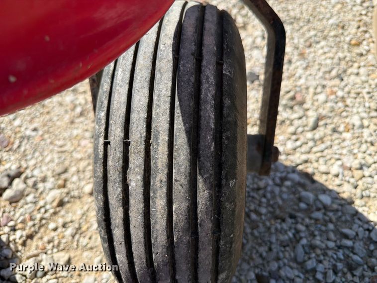 image for item DV2079 Country Clipper SR354 ZTR lawn mower
