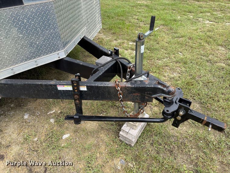 image for item DV7395 2019 Novae Corp Sure Trac STWCH10222TA-100 enclosed cargo trailer