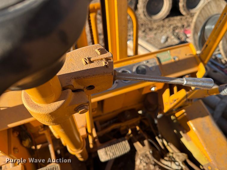 image for item DV8684 Yale G83P-050-SAS-086 forklift