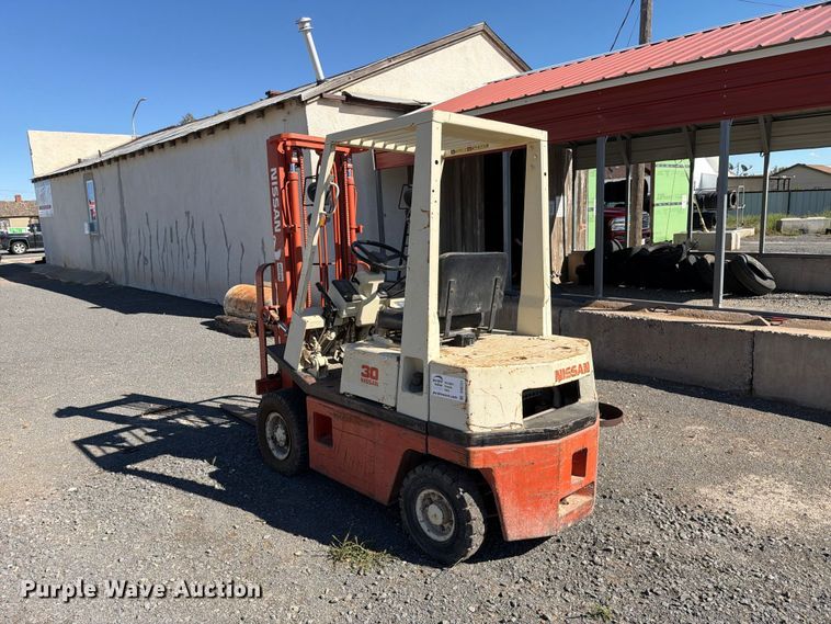 image for item DV8721 Nissan KPH01A15V forklift