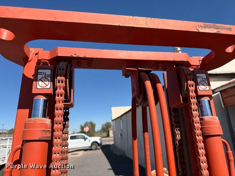 image for item DV8721 Nissan KPH01A15V forklift