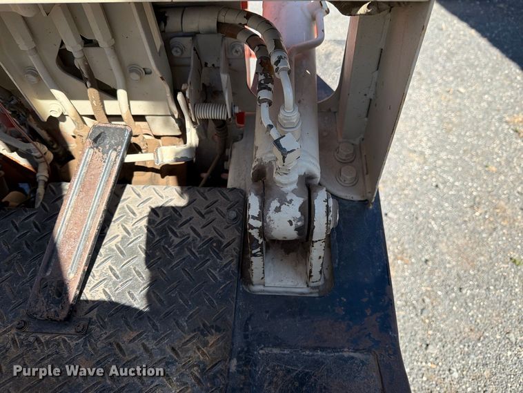 image for item DV8721 Nissan KPH01A15V forklift