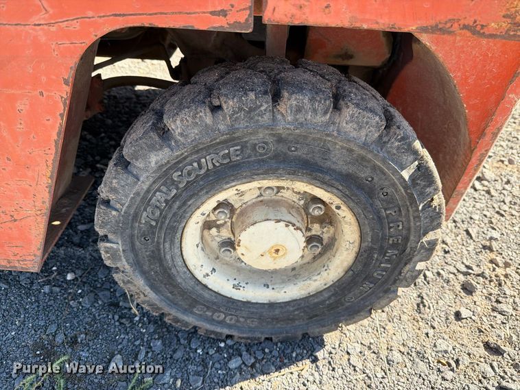 image for item DV8721 Nissan KPH01A15V forklift