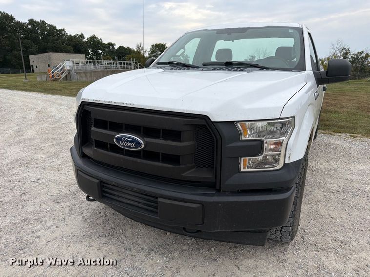 image for item DZ4906 2017 Ford F150 XL pickup truck