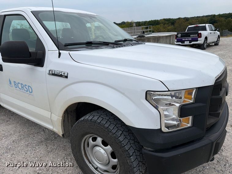 image for item DZ4906 2017 Ford F150 XL pickup truck