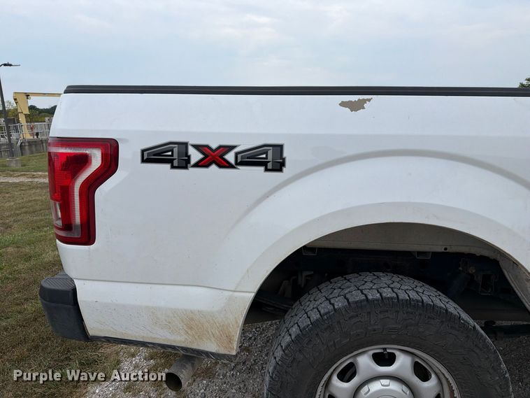 image for item DZ4906 2017 Ford F150 XL pickup truck