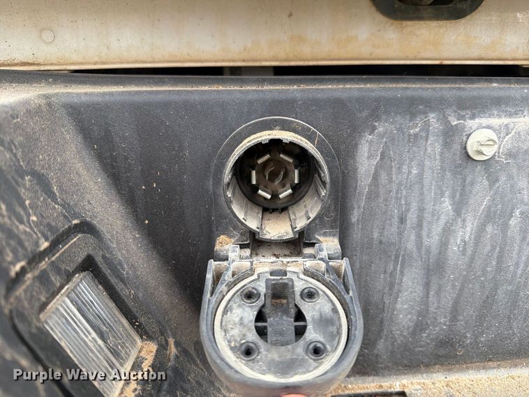image for item DZ4906 2017 Ford F150 XL pickup truck