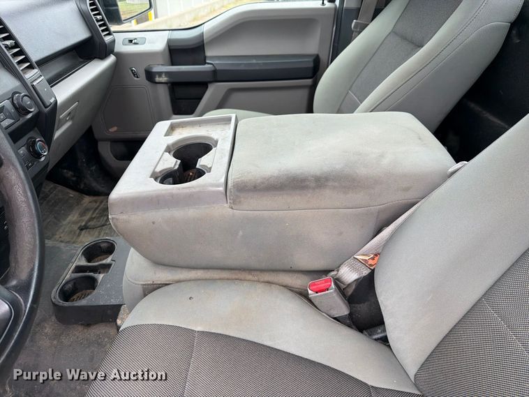 image for item DZ4906 2017 Ford F150 XL pickup truck