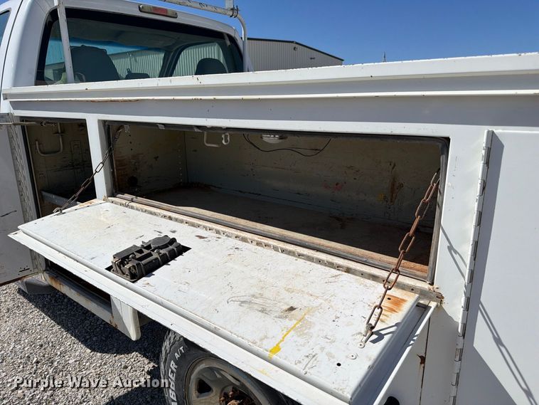 image for item DZ4939 2008 Ford F250 Super Duty XLT utility bed pickup truck