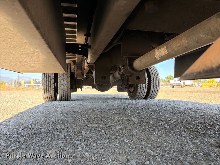 image for item EA0033 2016 Ford F650 rollback truck