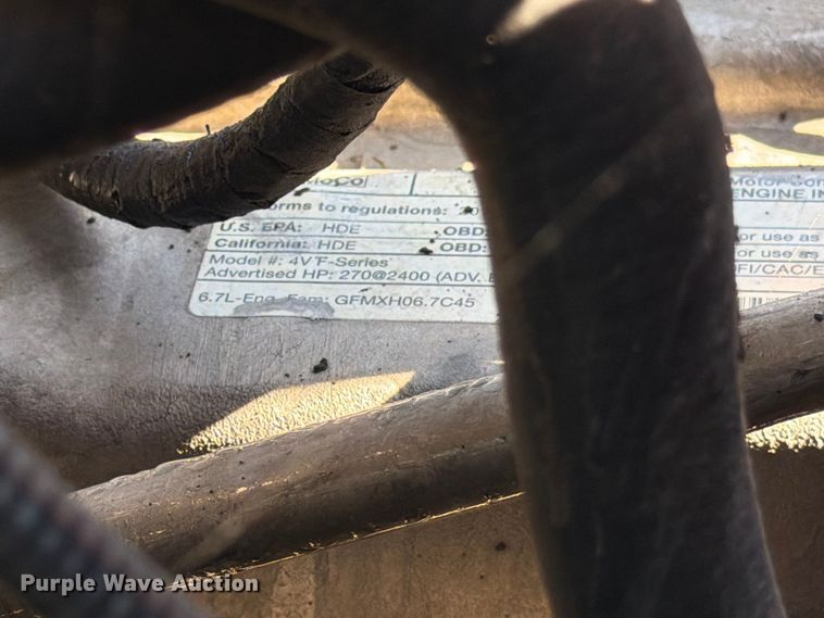 image for item EA0033 2016 Ford F650 rollback truck