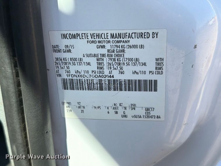 image for item EA0033 2016 Ford F650 rollback truck