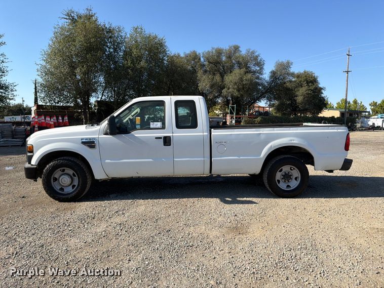 image for item EA0034 2009 Ford F250 Super Duty Ext. Cab pickup truck