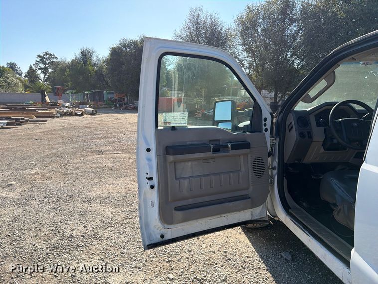 image for item EA0034 2009 Ford F250 Super Duty Ext. Cab pickup truck