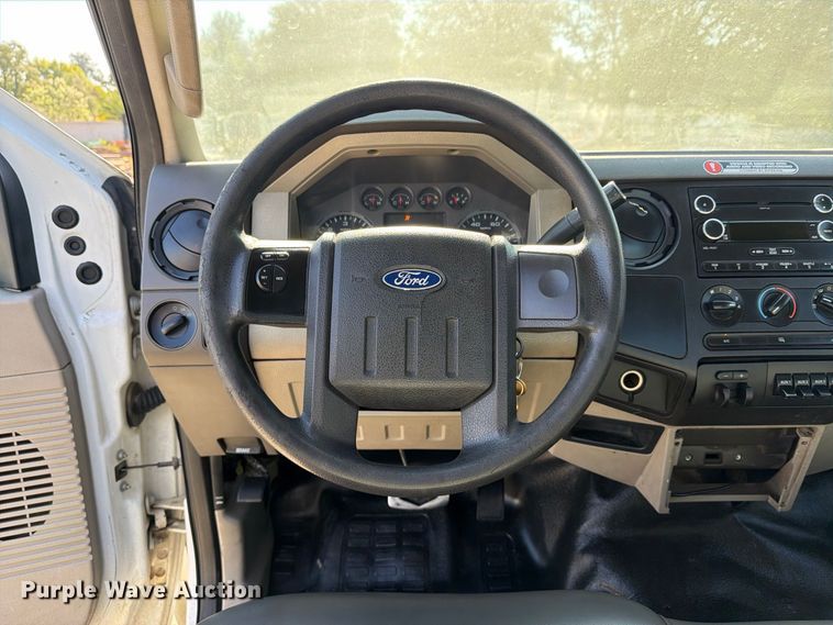 image for item EA0034 2009 Ford F250 Super Duty Ext. Cab pickup truck