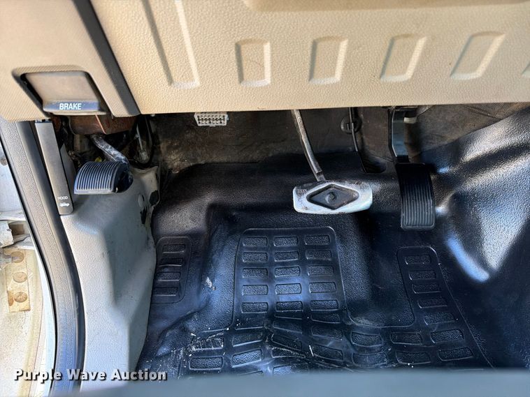 image for item EA0034 2009 Ford F250 Super Duty Ext. Cab pickup truck