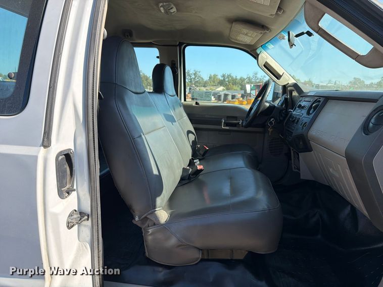 image for item EA0034 2009 Ford F250 Super Duty Ext. Cab pickup truck