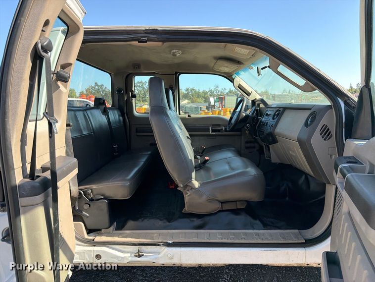 image for item EA0034 2009 Ford F250 Super Duty Ext. Cab pickup truck