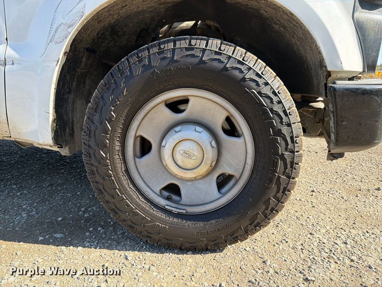 image for item EA0034 2009 Ford F250 Super Duty Ext. Cab pickup truck