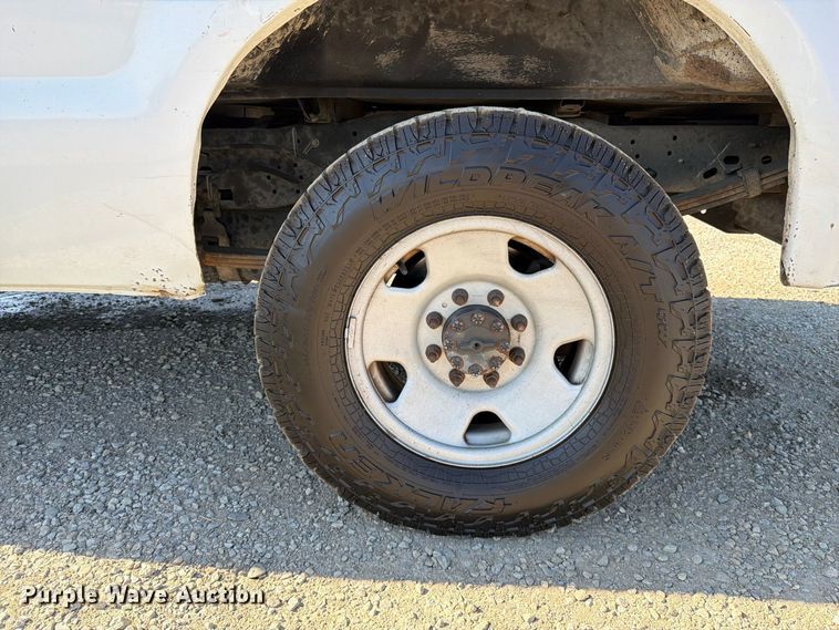 image for item EA0034 2009 Ford F250 Super Duty Ext. Cab pickup truck