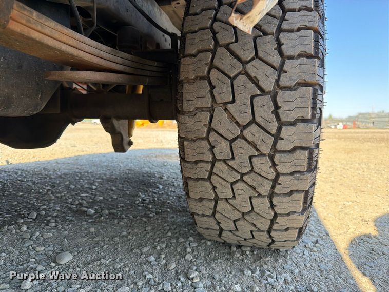 image for item EA0034 2009 Ford F250 Super Duty Ext. Cab pickup truck