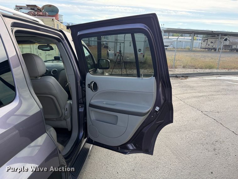 image for item EA0041 2006 Chevrolet HHR 