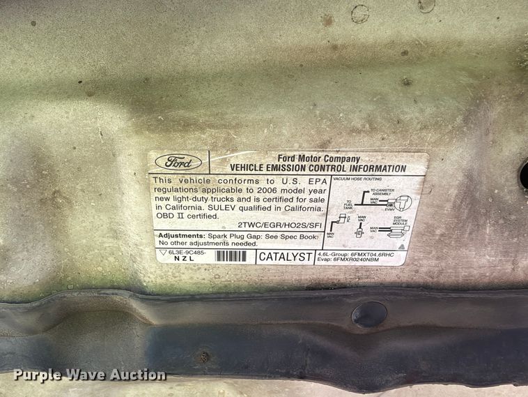 image for item EA0051 2006 Ford F150 Ext. Cab pickup truck