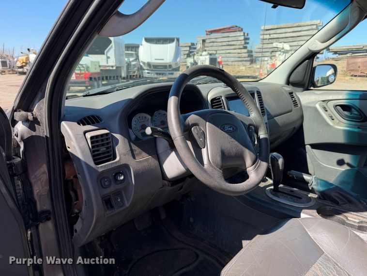 image for item EA0052 2006 Ford Escape SUV
