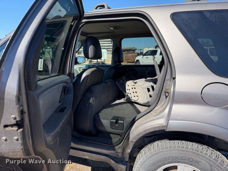 image for item EA0052 2006 Ford Escape SUV