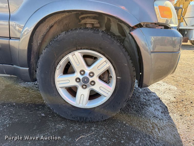 image for item EA0052 2006 Ford Escape SUV