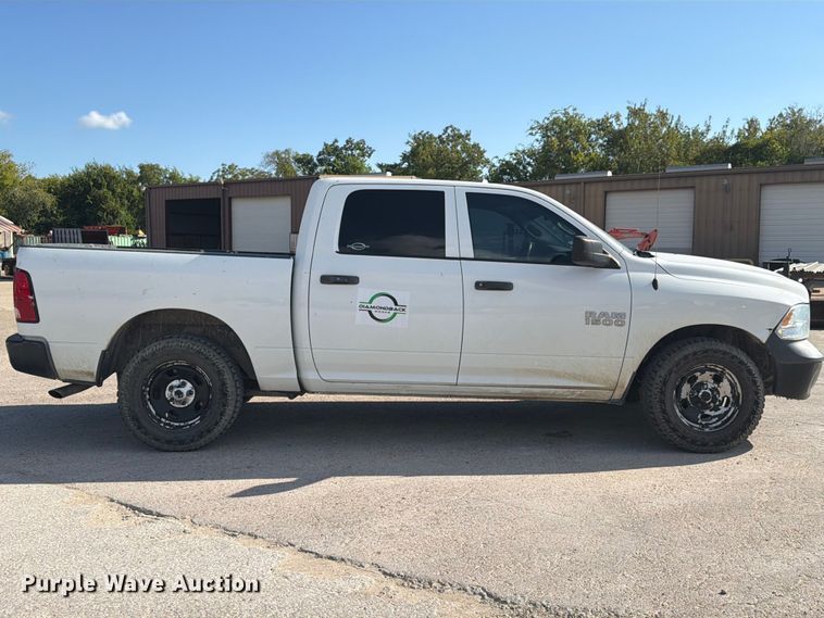 image for item EA7359 2016 RAM 1500 Crew Cab pickup truck