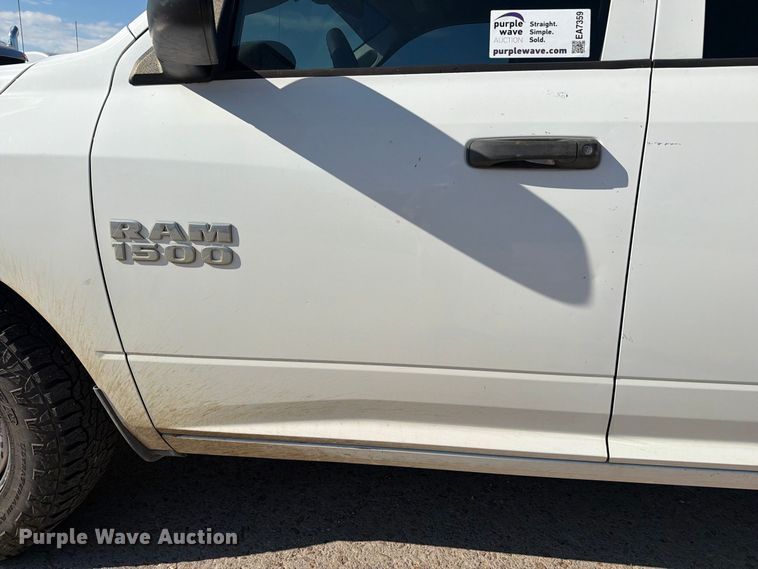 image for item EA7359 2016 RAM 1500 Crew Cab pickup truck