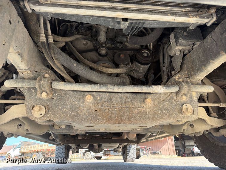 image for item EA7359 2016 RAM 1500 Crew Cab pickup truck