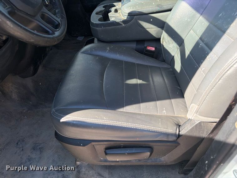 image for item EA7359 2016 RAM 1500 Crew Cab pickup truck