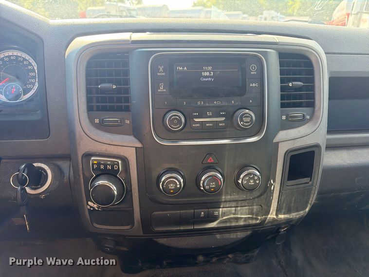 image for item EA7359 2016 RAM 1500 Crew Cab pickup truck