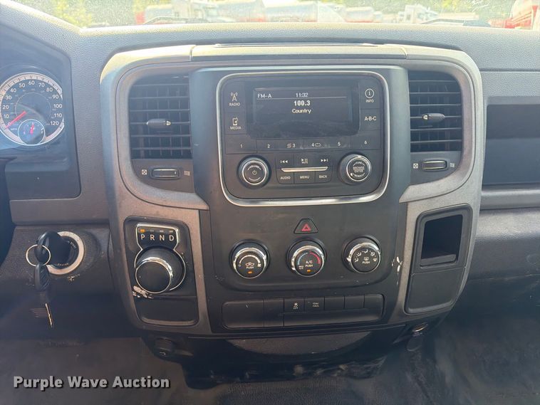 image for item EA7359 2016 RAM 1500 Crew Cab pickup truck