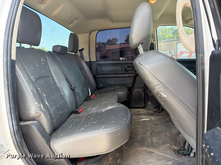 image for item EA7359 2016 RAM 1500 Crew Cab pickup truck