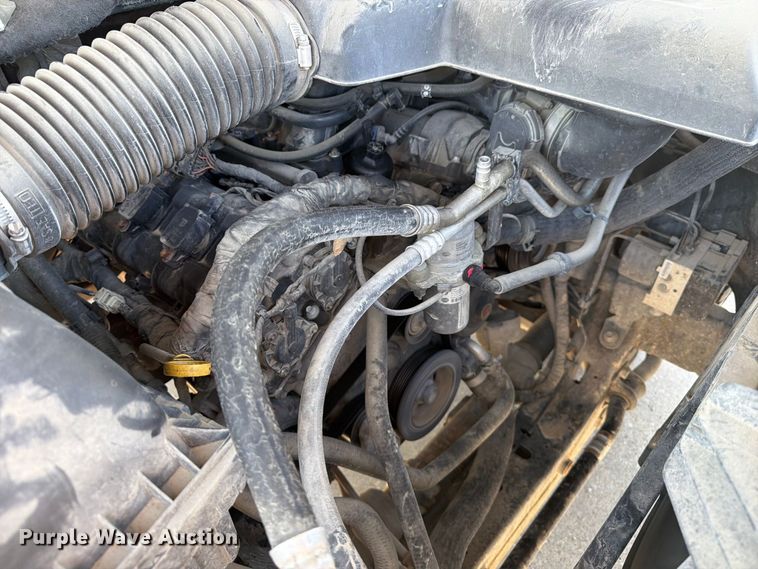 image for item EA7359 2016 RAM 1500 Crew Cab pickup truck