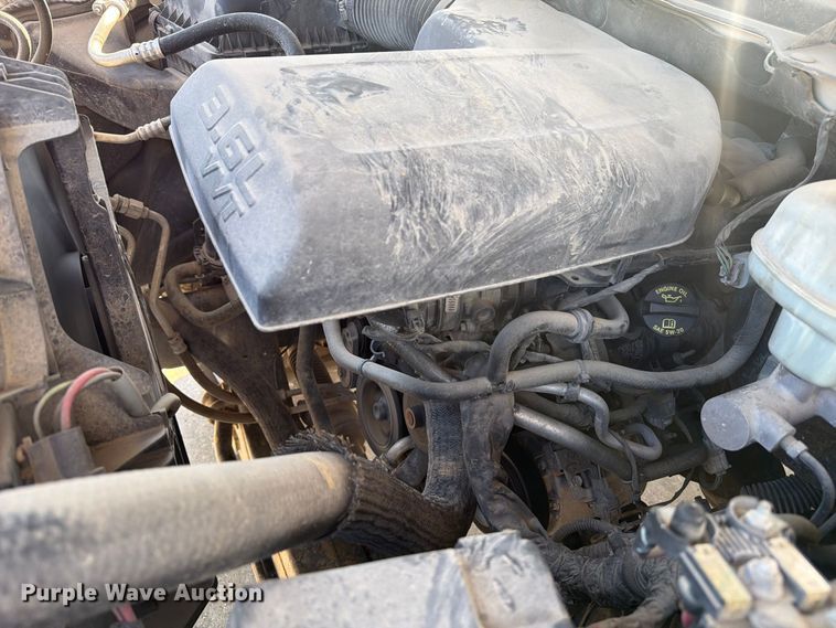 image for item EA7359 2016 RAM 1500 Crew Cab pickup truck