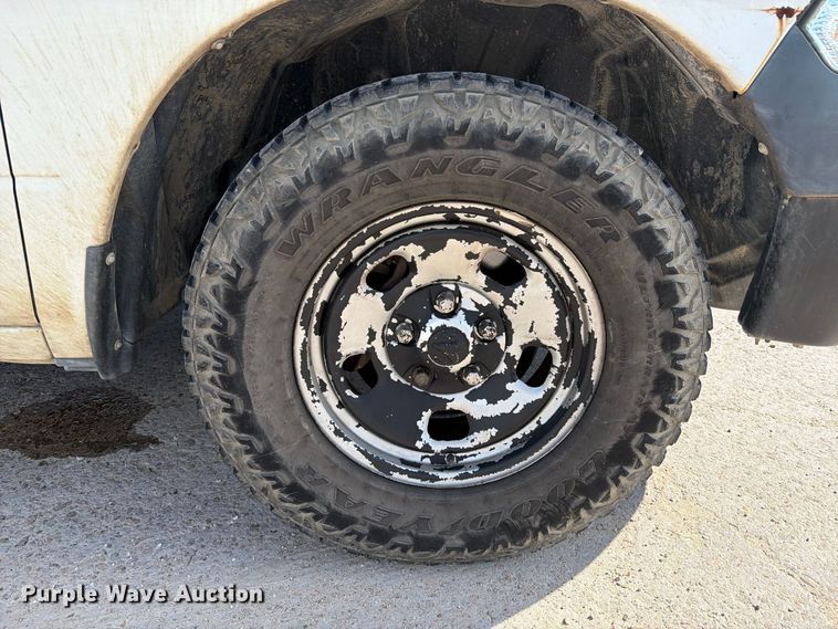 image for item EA7359 2016 RAM 1500 Crew Cab pickup truck