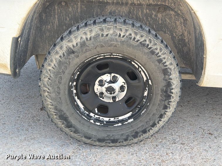 image for item EA7359 2016 RAM 1500 Crew Cab pickup truck