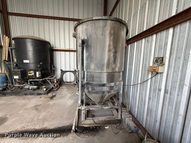 image for item EA7400 Alklean water recycle treatment system