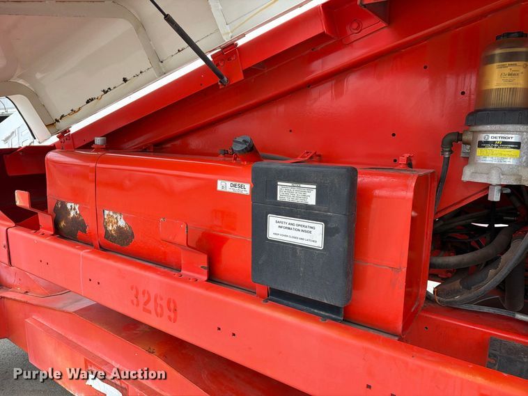 image for item EA7401 2008 Snorkel TB60 boom lift