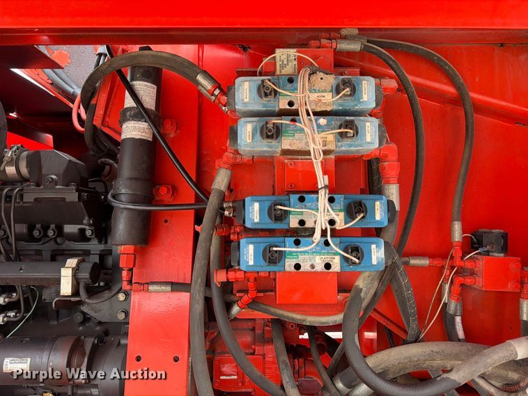image for item EA7401 2008 Snorkel TB60 boom lift