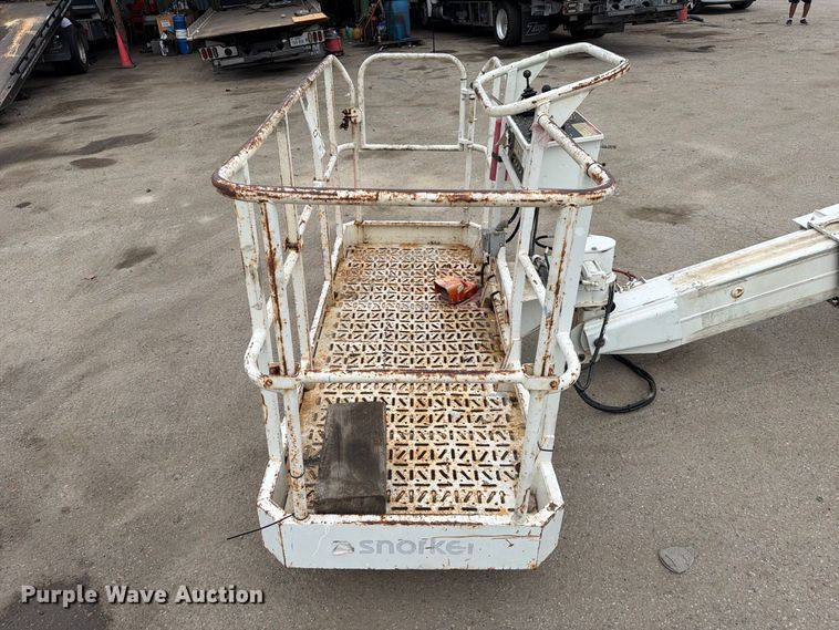 image for item EA7401 2008 Snorkel TB60 boom lift